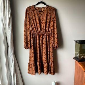 Dalmatian print tiered midi dress